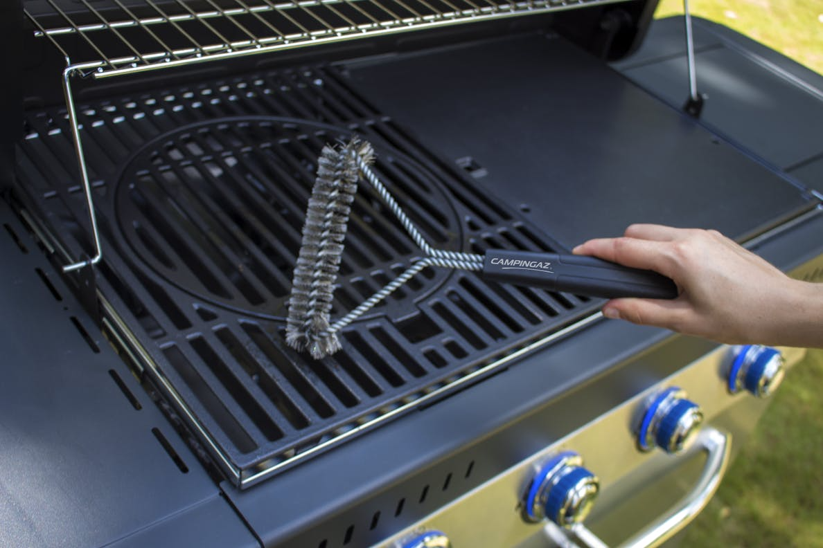 SPAZZOLA PULIZIA BBQ TRIANGOLARE CAMPINGAZ